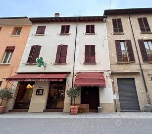 4 LOCALI A MASSA LOMBARDA