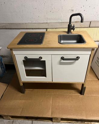 Cucina gioco in legno per bambini IKEA DUKTIG
