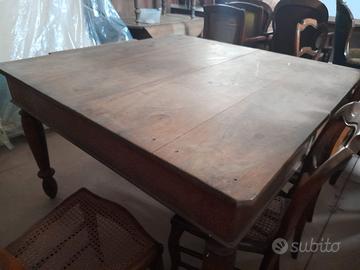 TAVOLO QUADRATO IN LEGNO DI CILIEGIO,META' 800