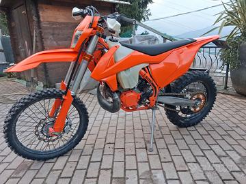 Ktm exc 300 six days my19