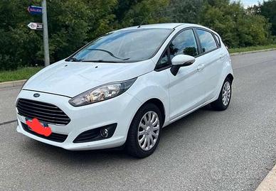  auto usata Ford Fiesta 77000 km
