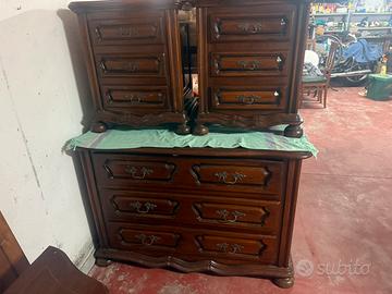 Como  in legno tre cassetti