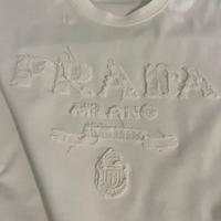 T shirt prada