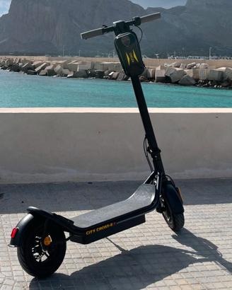 MONOPATTINO DUCATI CITY CROSS-E X Street Edition