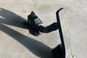 pedale accelleratore ssangyong tivoli 2055035000