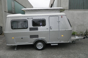 Roulotte hymer eriba touring 430