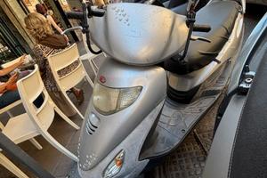 Scooter kymko 125 motorino