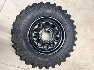 Treno Penumatici Tassellati Suzuki Jimny