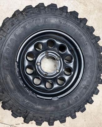 Treno Penumatici Tassellati Suzuki Jimny