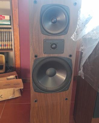 Diffusori acustici - Boston Acoustics T930