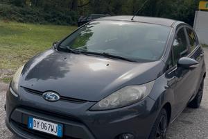 Ford Fiesta 1.25 del 2010 anche per Neopatentati