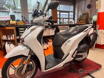Honda sh 125  abs