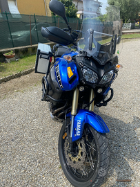 Moto Yamaha XTZ 1200 super tenere
