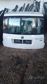 portellone skoda roomster 2012