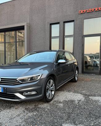 Volkswagen Passat Variant 2.0 bitdi Highline 4moti
