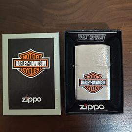 Zippo H-D-Bar & Shield Color