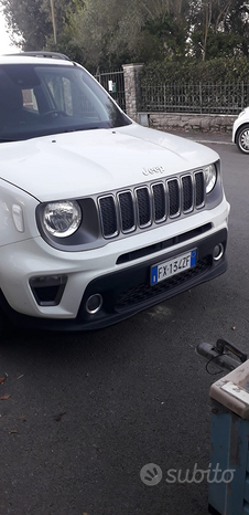 VENDO JEEP RENEGADE Mod. LIMITED FULL OPTIONALS