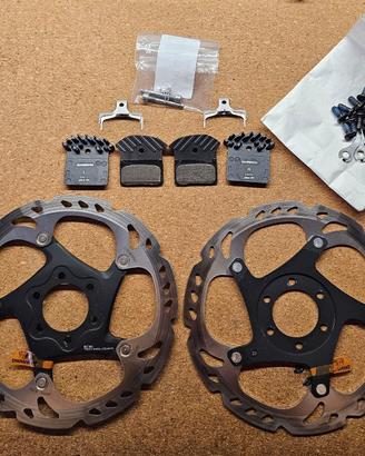 Set Dischi e Pastiglie per freni Shimano
