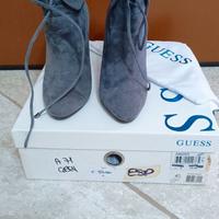 Tronchetti GUESS in Camoscio Grigio – N.36