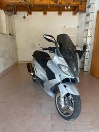 Gilera nexus 500