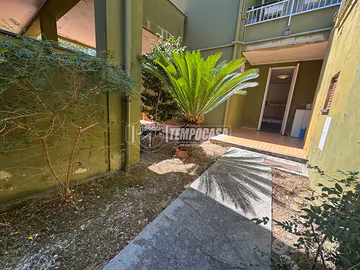 Bilocale con giardino e posto auto