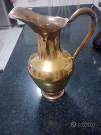 Anfora in ottone antico 