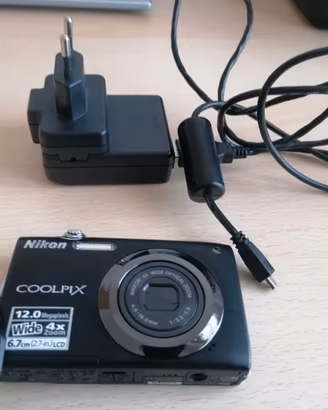 Nikon COOLPIX – macchina fotografica come nuova