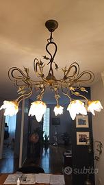 lampadario classico in ferro battuto e vetro 