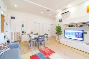 Villa di 179 m² con 3 locali e box auto a Desio