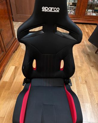 SEDILE SPORTIVO SPARCO R333 nero/rosso