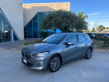 BMW 218 i A.T Luxury possibilità noleggio no scori