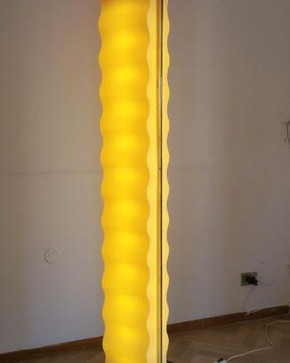 Lampada da terra Cometa, Ettore Sottsass anni '70