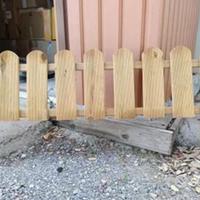 N.10 steccati di legno mai usati