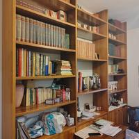 libreria in legno massello