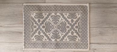 Tappeto Sardo Grigio e Bianco