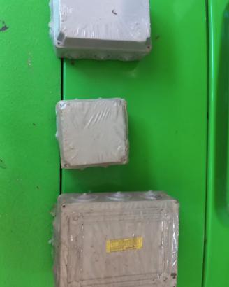 Cassette di derivazione più accessori