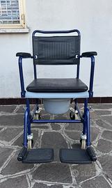 Sedia comoda con ruote (carrozzina WC e doccia)