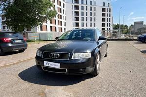 Audi A4 Avant 2.5 V6 tdi 163cv