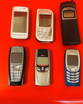 STOCK DI 6 TELEFONINI ANNI 1990/2000 NOKIA