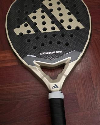 Racchetta padel