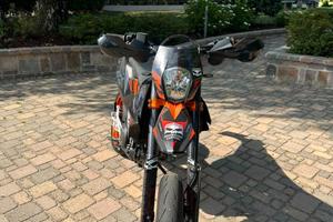 KTM 690 SMC