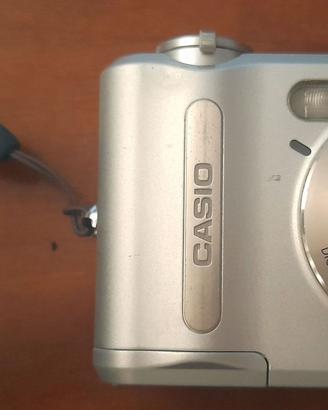Casio QV-R62 Fotocamera digitale