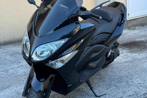 Yamaha T-Max 500