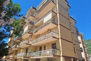 Appartamento di 134 m² con 3 locali e box auto a C