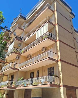 Appartamento di 134 m² con 3 locali e box auto a C