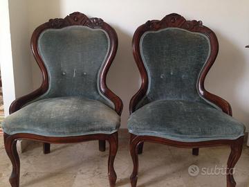 Coppia di poltroncine legno e velluto
