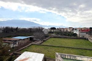 PALAZZINA A BOSCOTRECASE