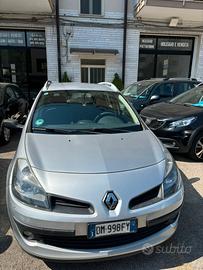 RENAULT CLIO SW 1.2 BENZ/MET (A76)