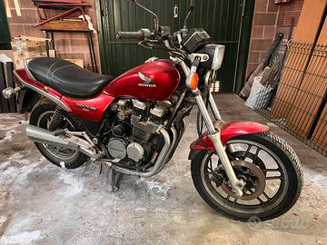 Honda Nighthawk 650 - 1986 | 9750km