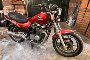 Honda Nighthawk 650 - 1986 | 9750km